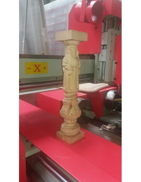 Centru CNC pentru lemn, ideal pentru productie precisa