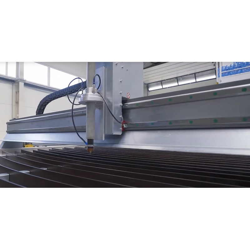 Masina CNC Plasma-Oxigaz CORMAK VolCut pentru taiere precisa