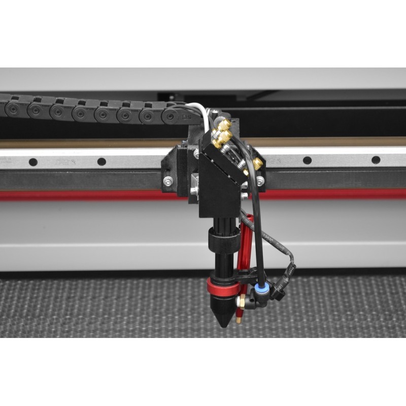 Masina gravare laser CO2 Cormak 90W - pentru precizie maxima.