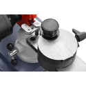 Este echipata cu limitator pentru cursa panzei circulare