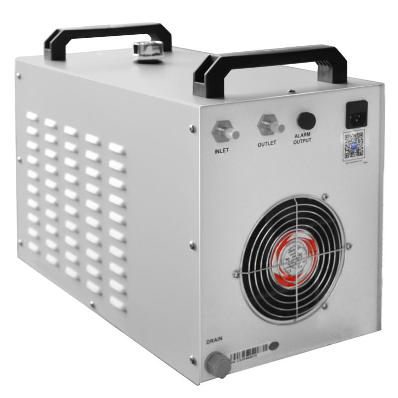 Chiller CW-3000 oferind racire eficienta pentru lasere CO2